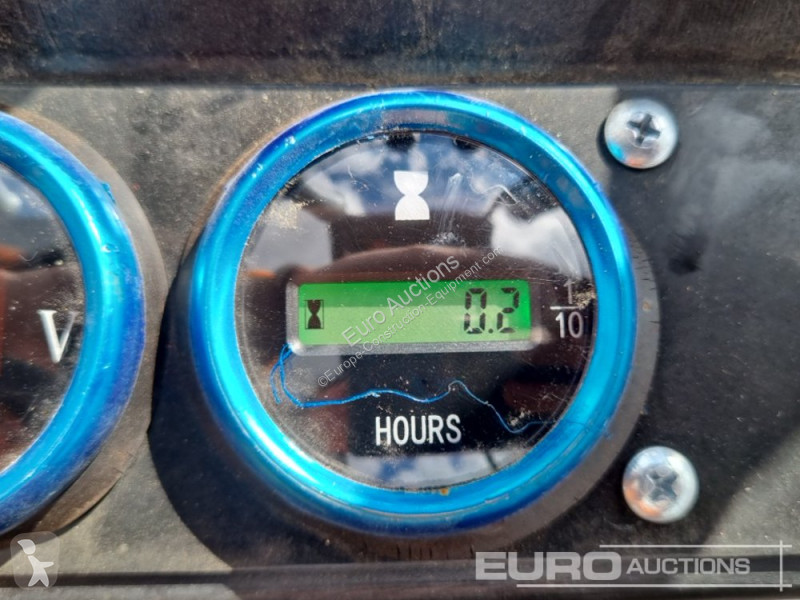 Escavadora JPC HT12