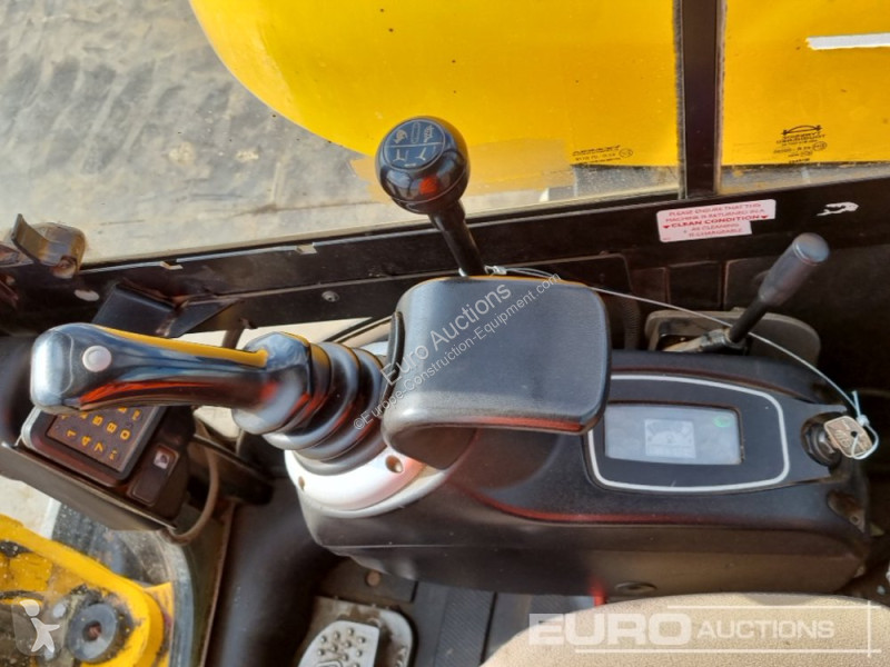 Escavatore JCB