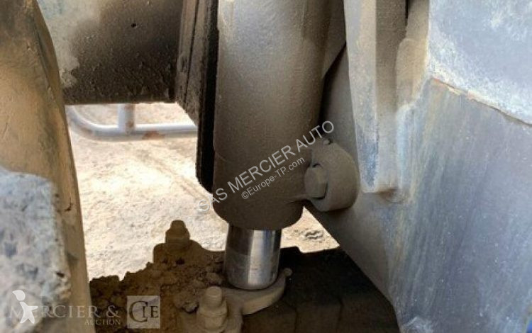 جرافة Mecalac pelle sur pneus diesel