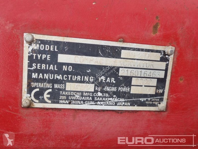Escavadora Takeuchi TB216