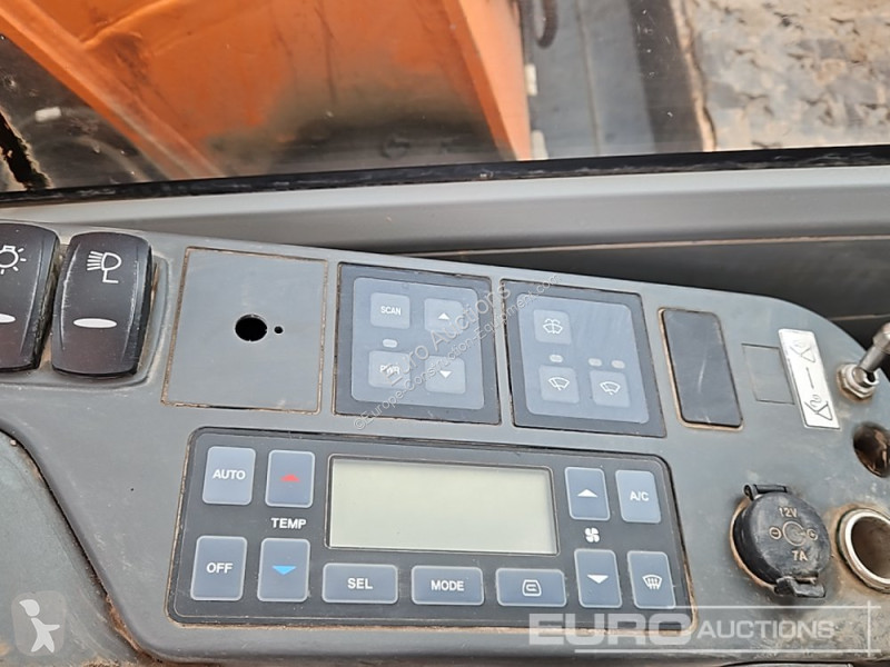 جرافة Doosan -5