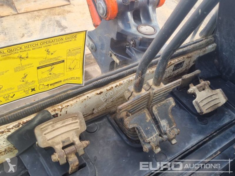 Lopatový nakládač Kubota KX71-3