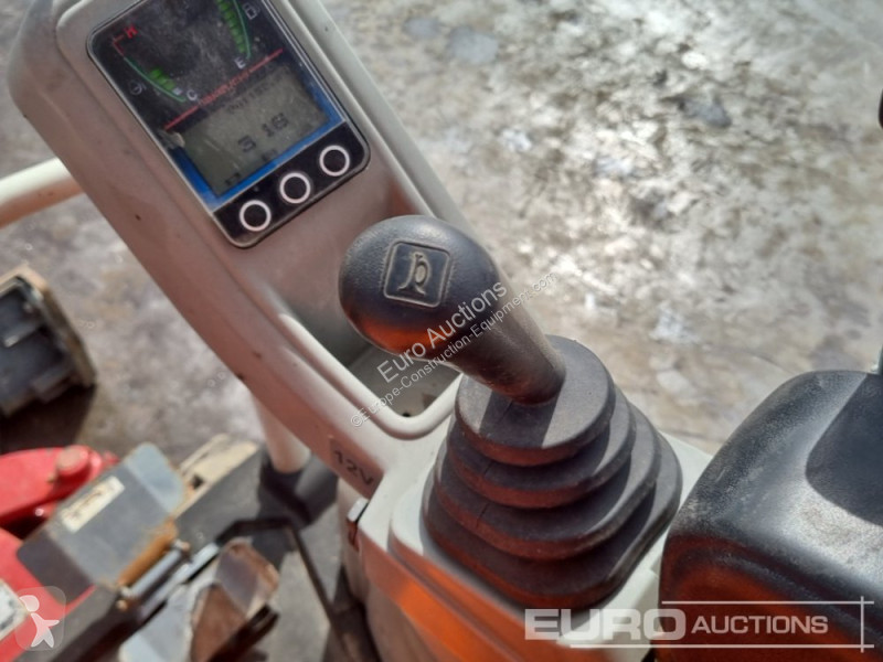 Graafmachine Takeuchi TB216