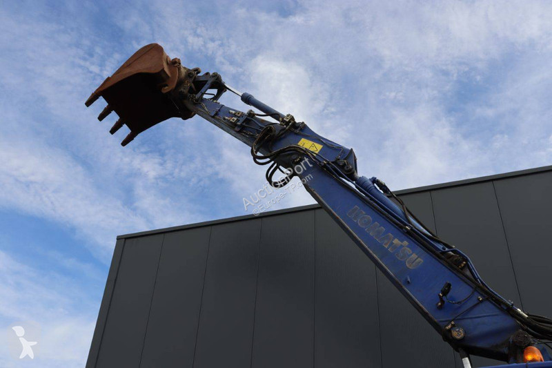 Escavatore Komatsu PW148-8