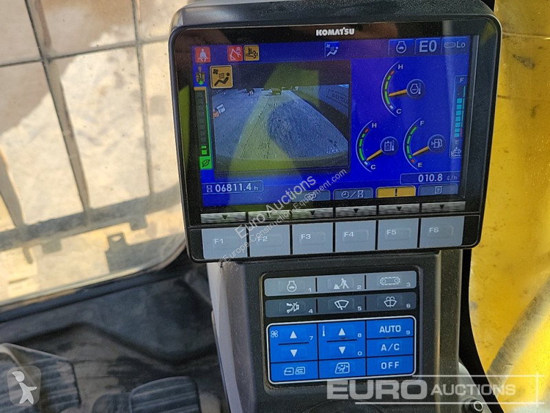 Escavatore Komatsu PC490LC-11