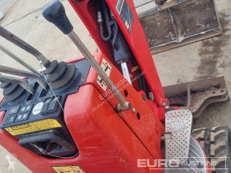 جرافة JCB 801CTS