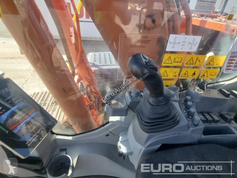 Excavadora Hitachi -7