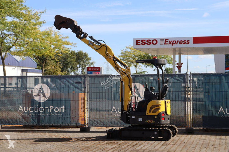 Skovl New Holland E17C