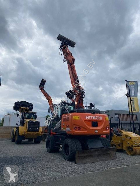 Экскаватор Hitachi 140 W-6