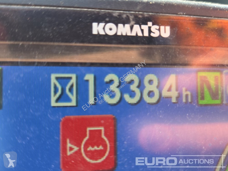 جرافة Komatsu PW148-8
