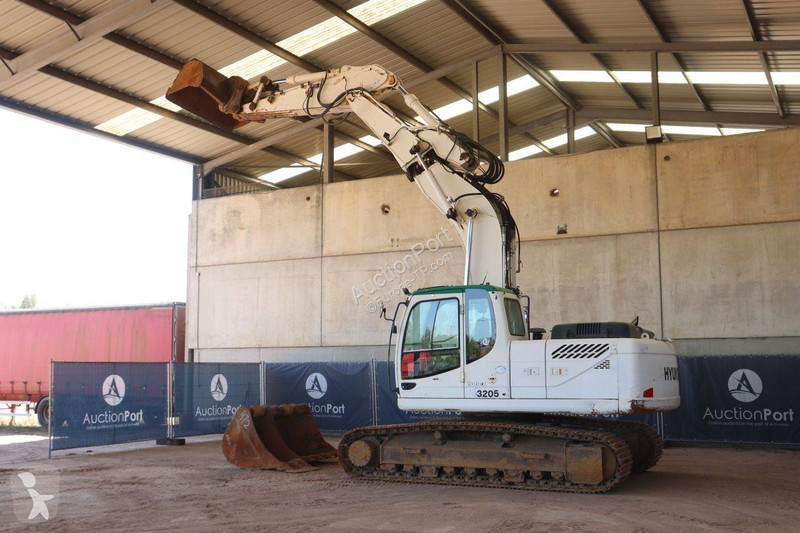 Excavator Hyundai Robex 210LC9