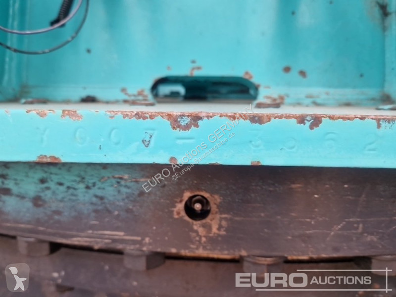Lopatový nakládač Kobelco SK210-VI