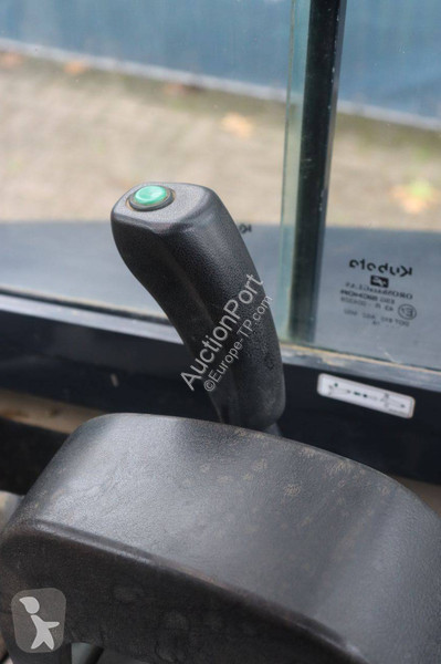 Excavadora Kubota KX030-4