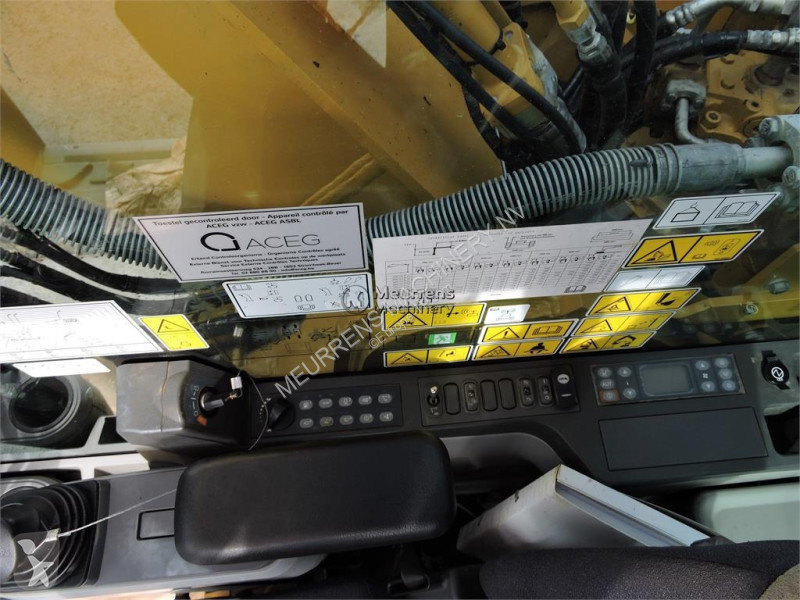 Pelle Caterpillar 330 F