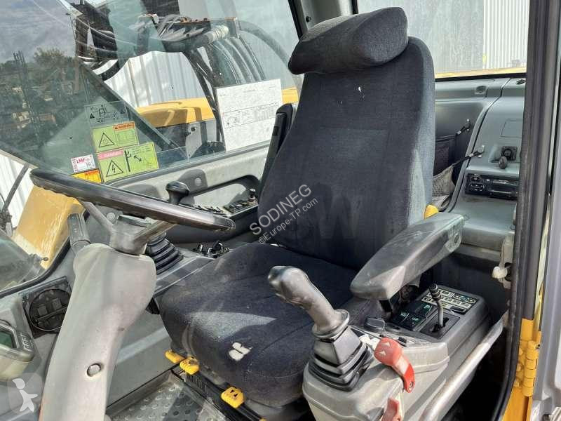 Багер Volvo