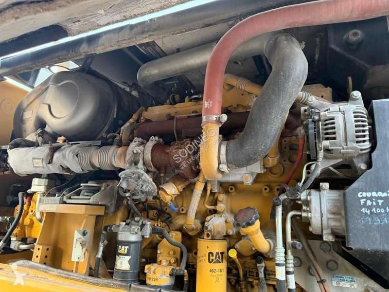 جرافة Caterpillar MH2