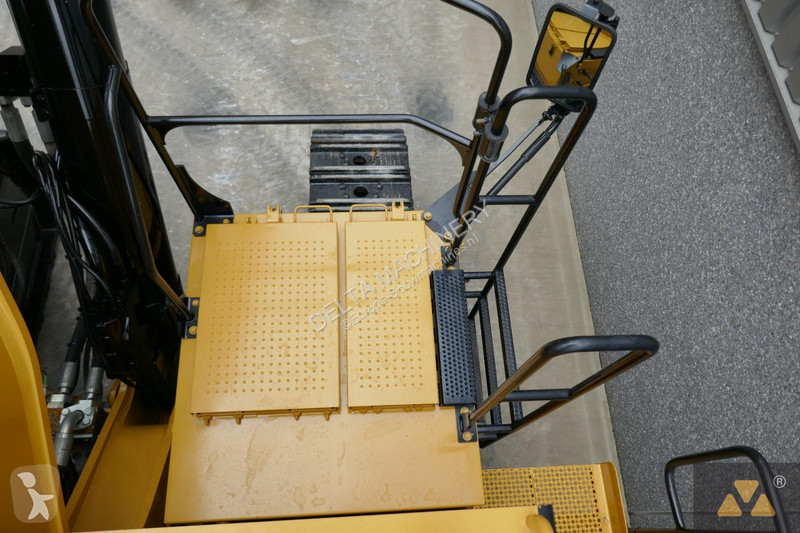 Graafmachine Caterpillar 390F LME