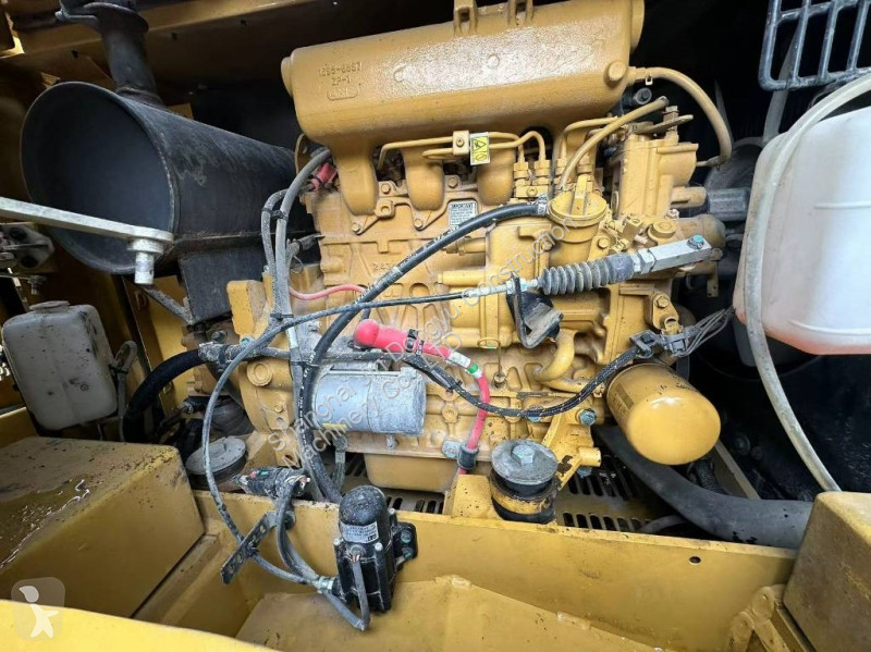 Escavadora Caterpillar 307