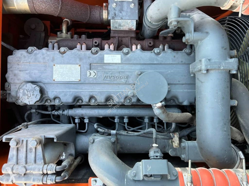 جرافة Doosan