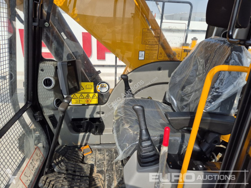 جرافة JCB JS215LC