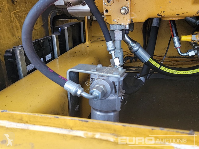 Escavatore Caterpillar