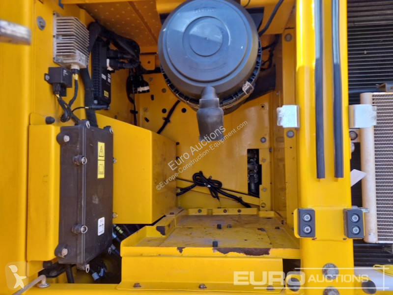 جرافة JCB 220X LC