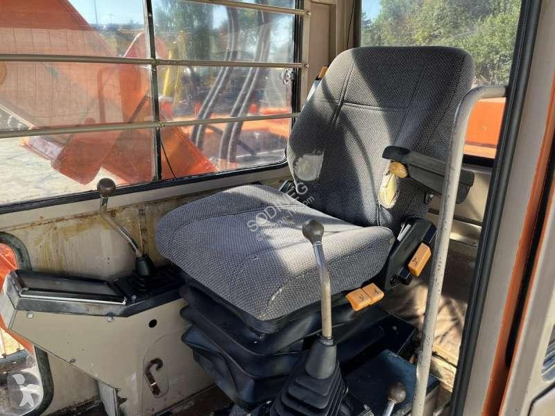 Escavatore Hitachi  UH073