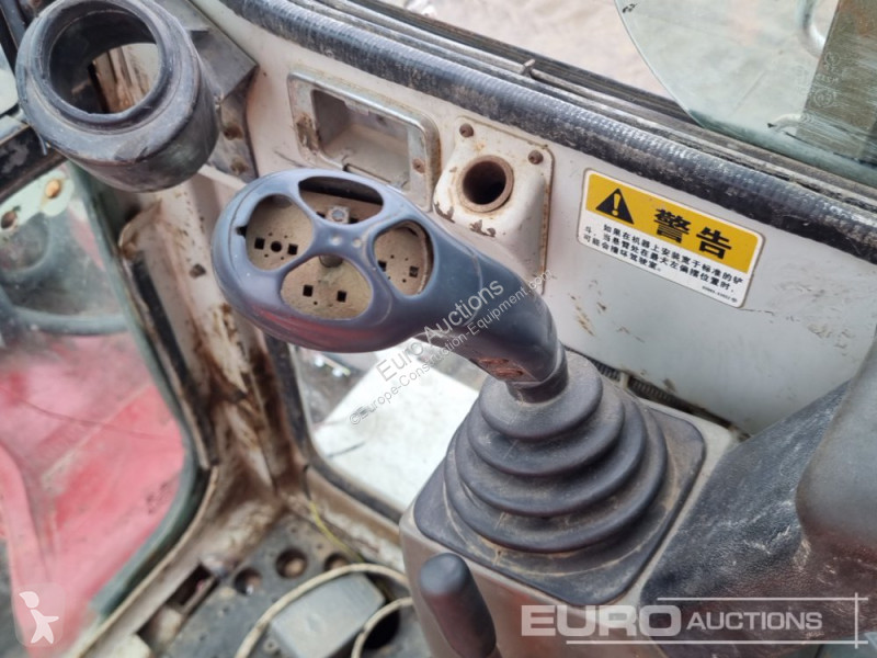 Excavadora Takeuchi TB150C