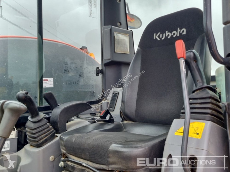 جرافة Kubota U48-4