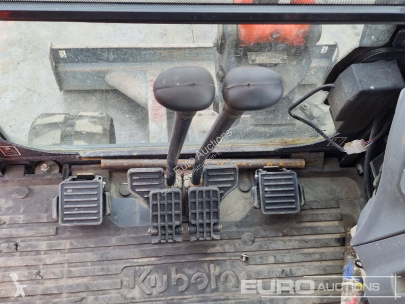 Escavadora Kubota KX027-4