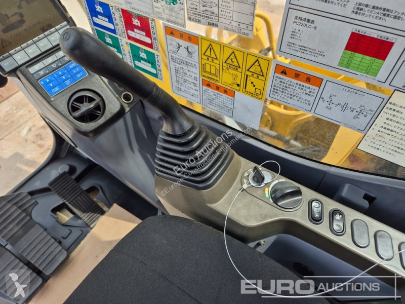 Excavator Komatsu PC220LC-8N1
