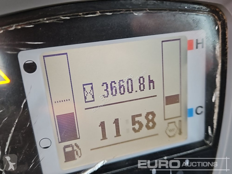 Escavadora Kubota KX080-4A2