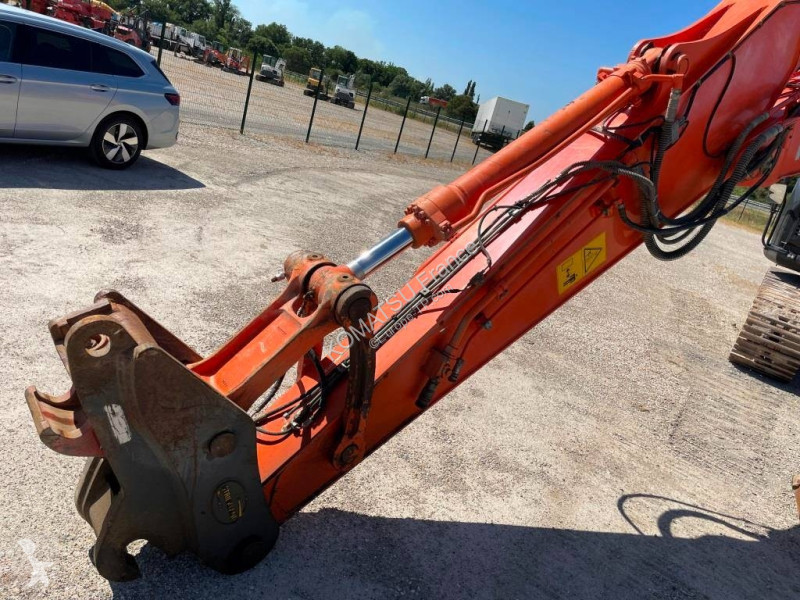 Excavadora Hitachi LC-5 B