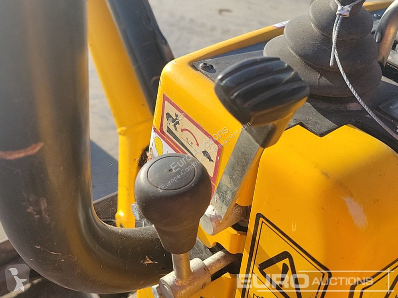 جرافة JCB CT