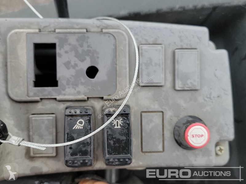 Lopatový nakládač Kubota KX015-4