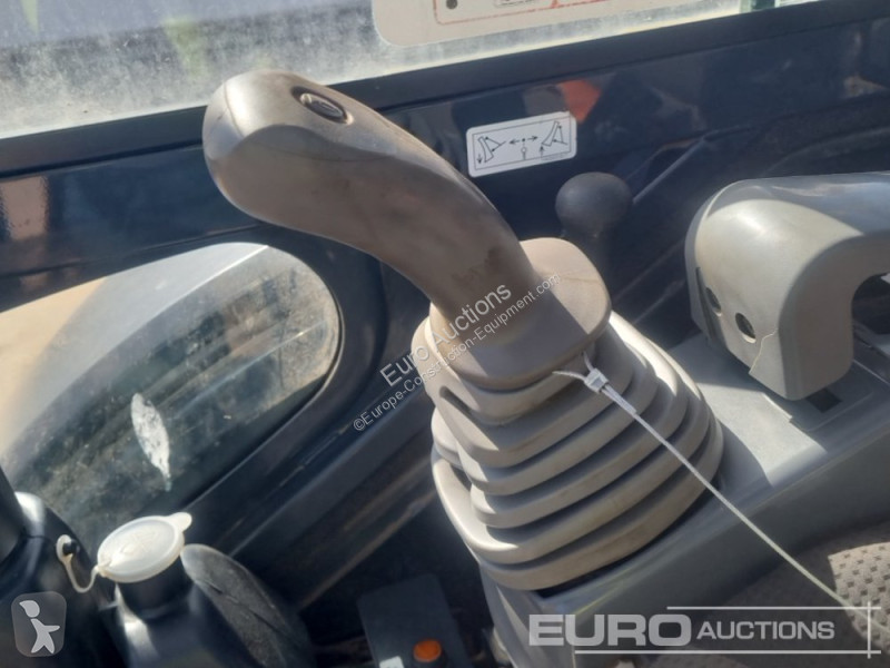 Escavatore Hitachi ZX26U-6 CLR