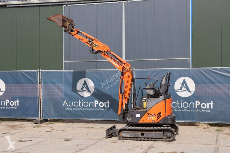 Escavatore Hitachi ZX17U