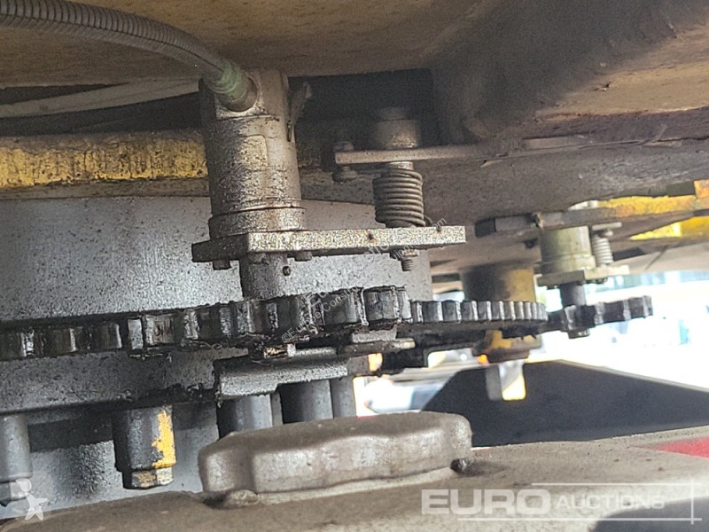 Escavatore Caterpillar