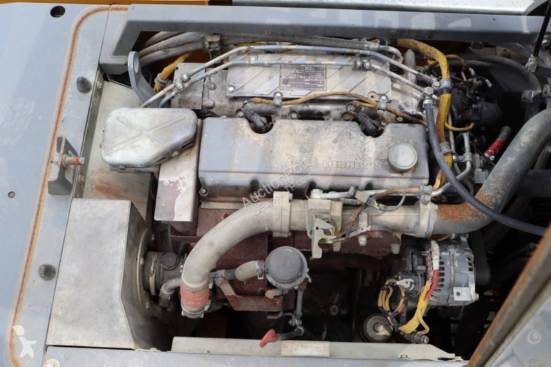 Escavatore Liebherr R922