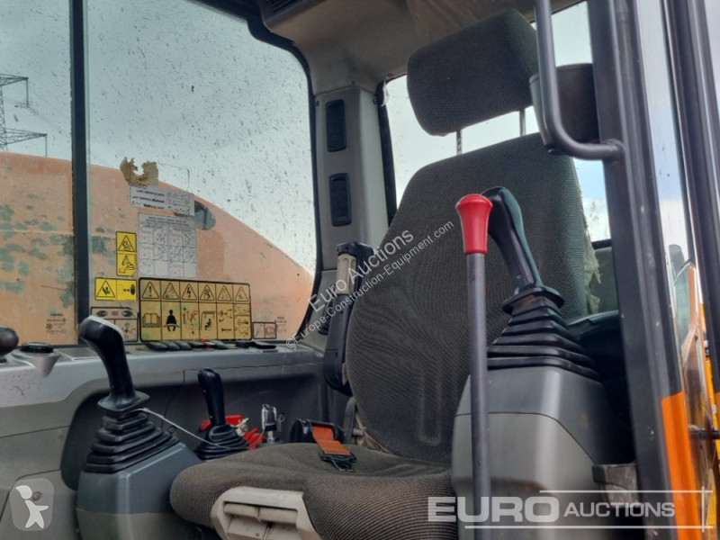 Lopatový nakládač Doosan DX63-3