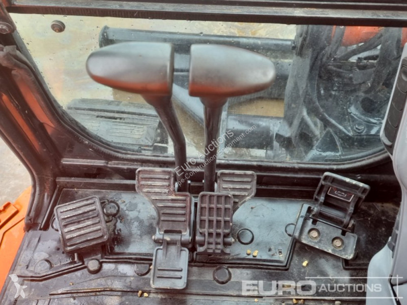 Lopatový nakládač Kubota KX163-5