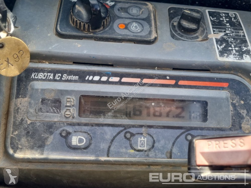Lopatový nakládač Kubota KX101-3