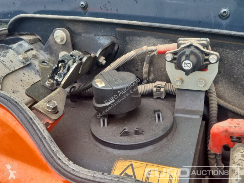 Lopatový nakládač Kubota KX027-4