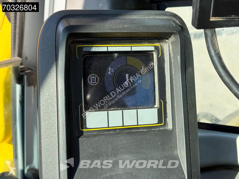 جرافة Wacker Neuson Powertilt