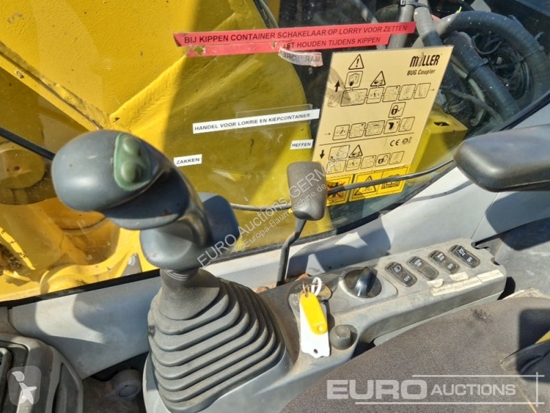 جرافة Komatsu PC138US-2E1