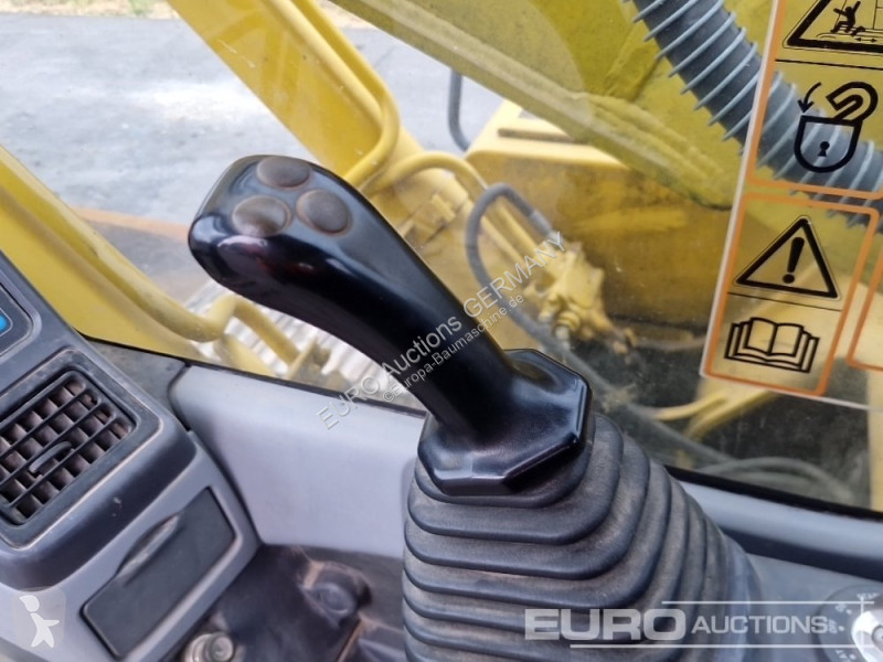جرافة Komatsu PC210LC-7K