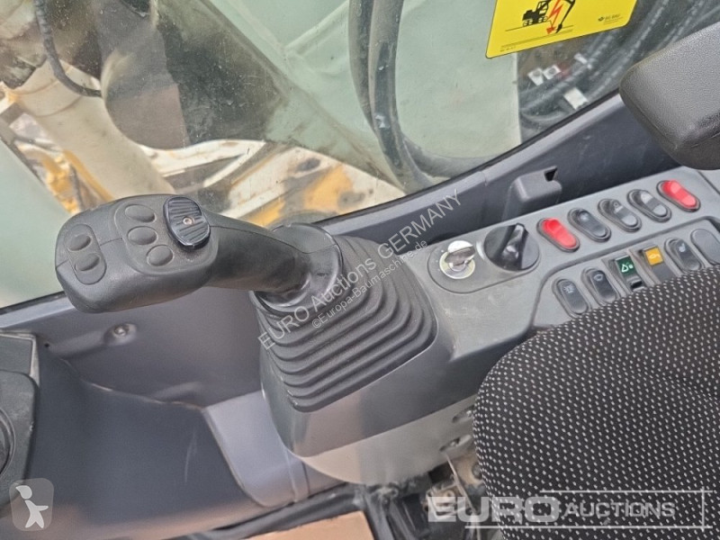Graafmachine Komatsu PW148-8