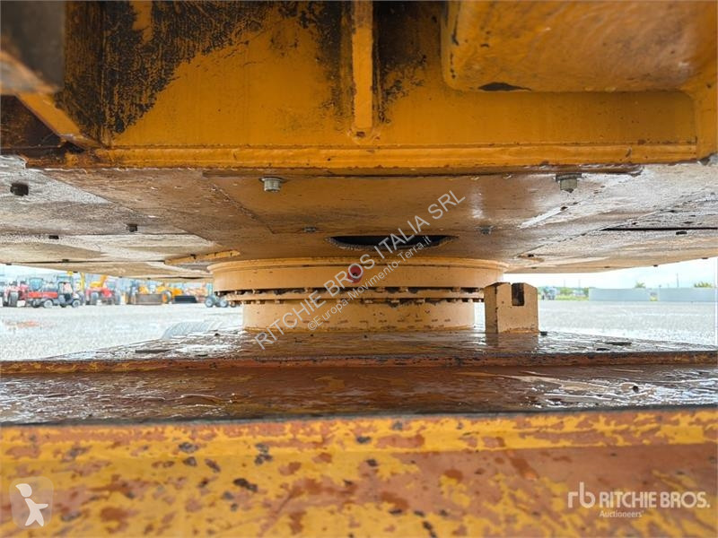Екскаватор Liebherr