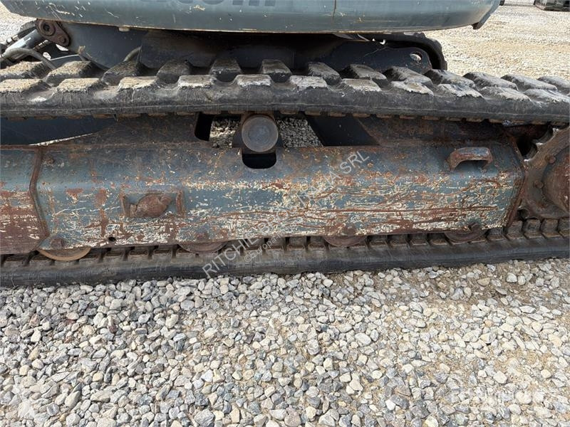 Escavadora Yanmar ViO33U Mini Excavator