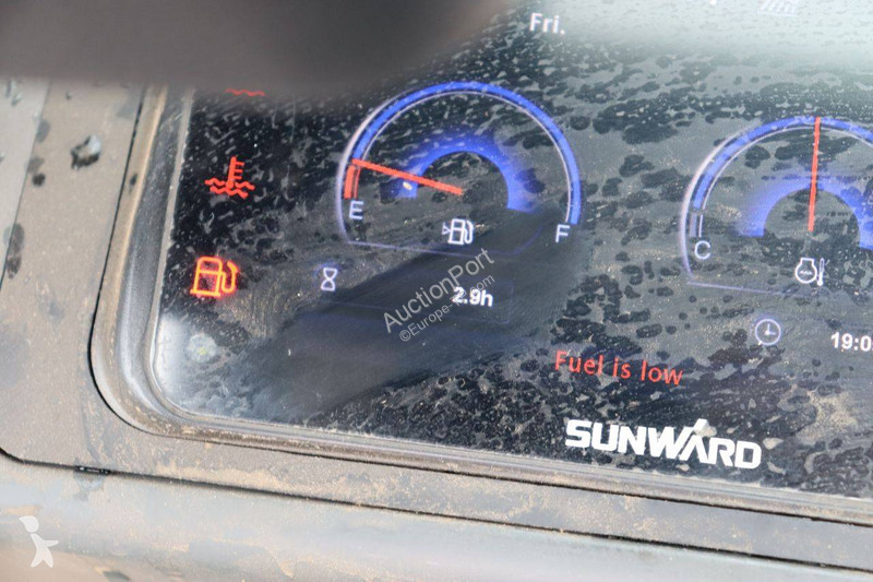 جرافة Sunward SWE 20F
